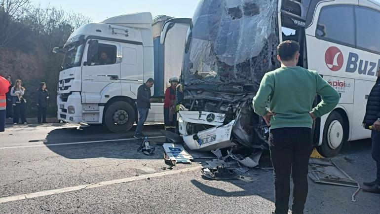 TEM’de zincirleme kaza; Ankara yönü ulaşıma kapandı
