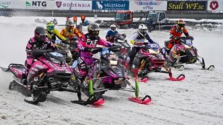 Dünya Snowcross Şampiyonası ve KışFest, Erciyes’te başladı
