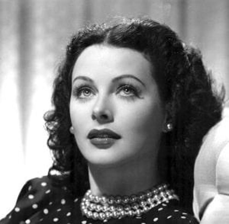 ‘Wifi’nin Annesi’ lakaplı Hollywood yıldızı ve bilim insanı Hedy Lamarr