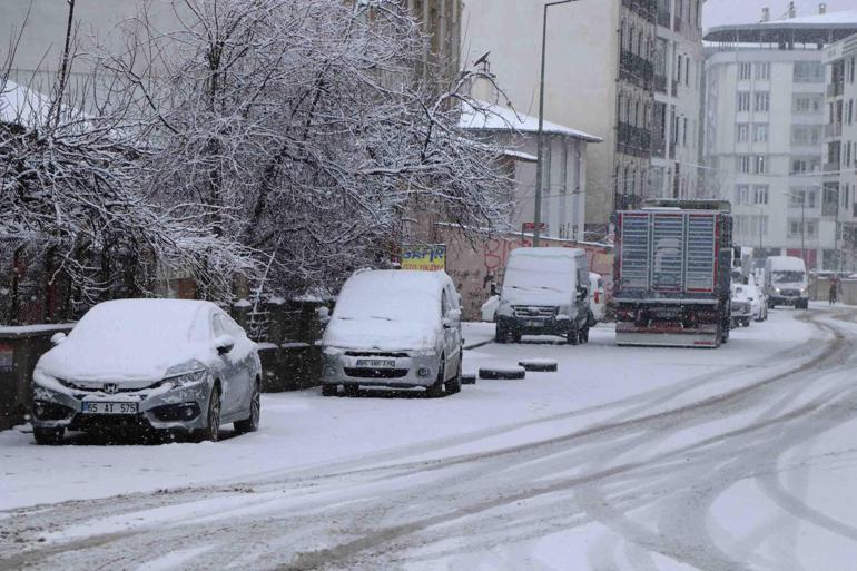 Vanda, 152 yerleşim yerinin yolu kardan kapandı