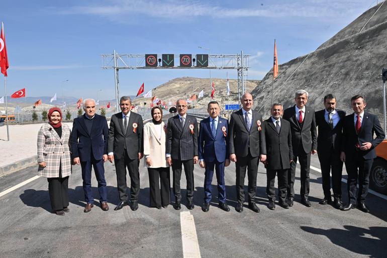 Bakan Uraloğlu: Ankara- İstanbul Süper Hızlı Tren Projesi başladı