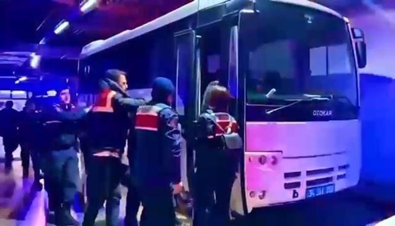 İstanbulda jandarmadan Mahzen-10 operasyonu: 39 gözaltı