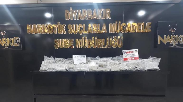 Diyarbakır’da sokaklarda uyuşturucu satan ‘Akbabalar’ suç örgütü çökertildi: 35 tutuklama
