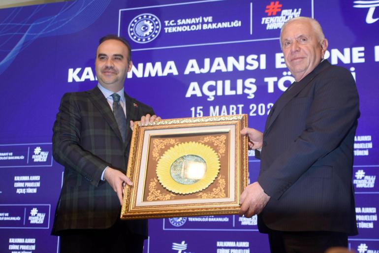Bakan Kacır: Edirneyi kültürde, turizmde, sanayide ve eğitimde öncü şehirlerimiz arasına katacağız