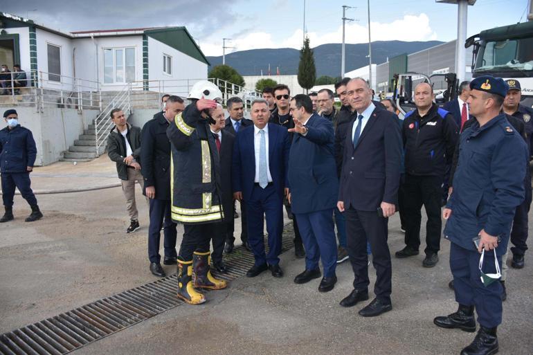 Kemalpaşada soğuk hava deposunda yangın