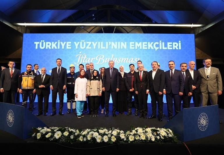 Cumhurbaşkanı Erdoğan: Ramazan Bayramı ikramiyelerini 2 ile 5 Nisan tarihleri arasında emeklilerimizin hesaplarına yatırmış olacağız