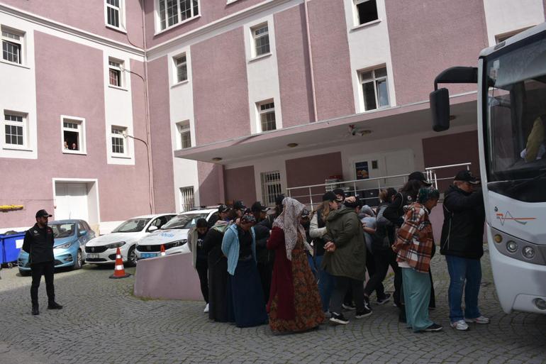 İzmirdeki nevruz etkinliğinde gözaltına alınan 36 şüpheli adliyede