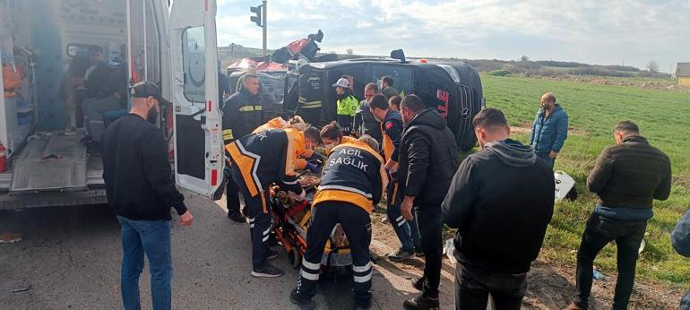 Tekirdağ’da TIR ile yolcu minibüsü çarpıştı: 5 ölü, 10 yaralı