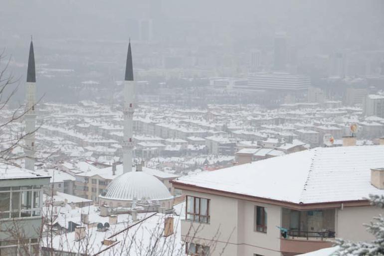 Ankarada kar yağışı etkili oldu