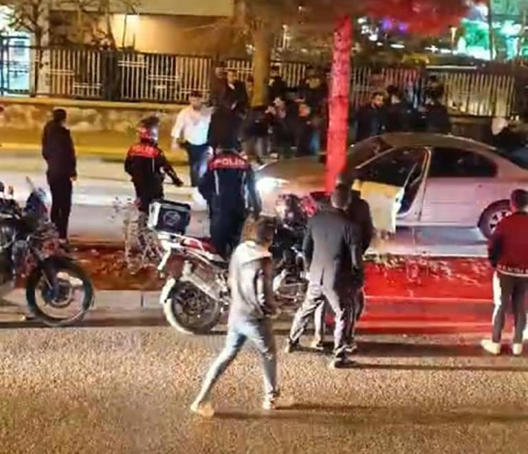 Mardinde trafikte ‘yol vermeme’ kavgası kamerada
