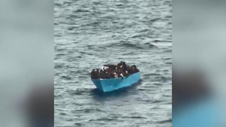 Türk tanker gemisi, Tunus-Malta arasında boğulmak üzere olan 120 mülteciyi kurtardı