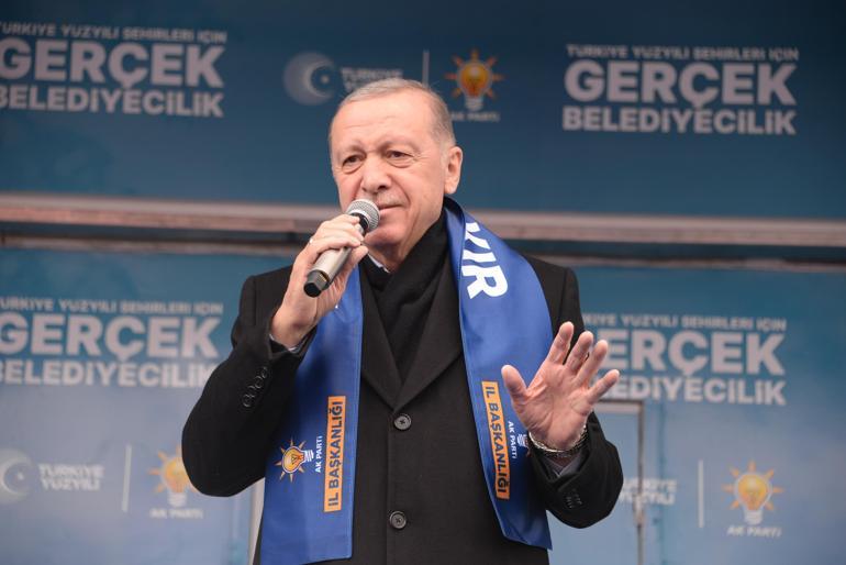 Erdoğan: Kapımız teröristlere de örgütün güdümünde siyasetçilik oynayanlara da kapalı