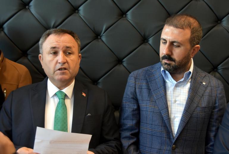Bitliste Miting saati satıldı eleştirisi yapan CHP belediye başkan adayı, partisinden istifa edip AK Partiye geçti