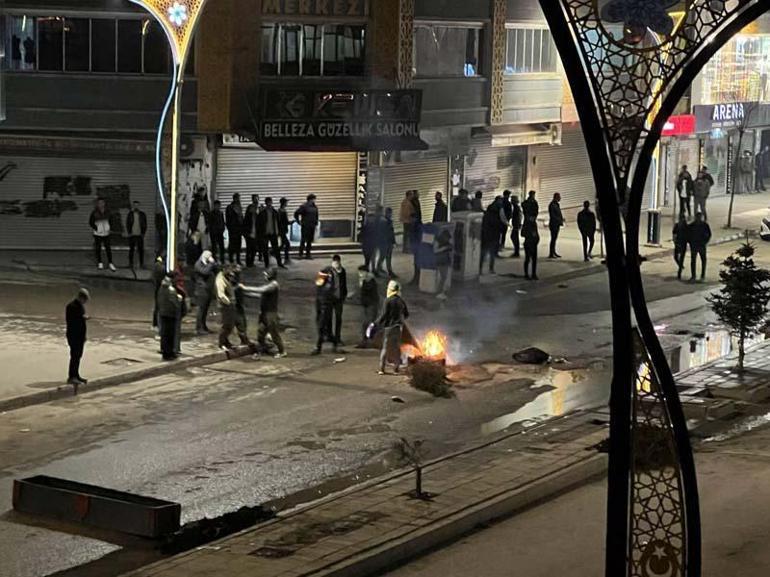 Zeydanın memnu haklarının geri alınmasını protesto eden gruba polis müdahalesi