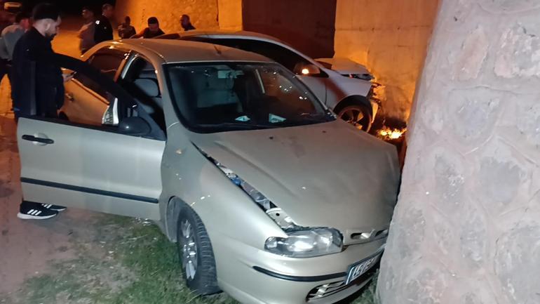 Kırıkkale’de iki otomobil kafa kafaya çarpıştı; 2 yaralı