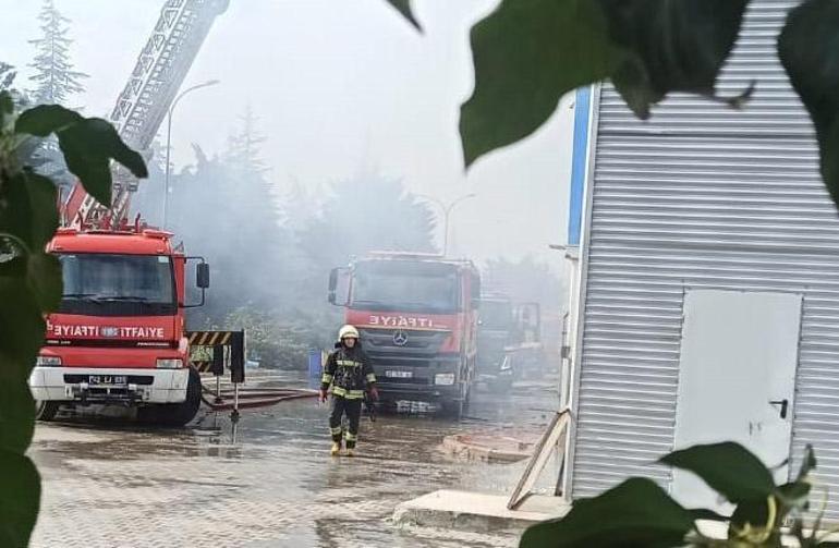 Fabrikada çıkan yangın, 1 saatte kontrol altına alındı