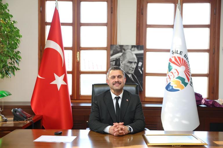 Şile’nin yeni belediye başkanı Özgür Kabadayı mazbatasını aldı