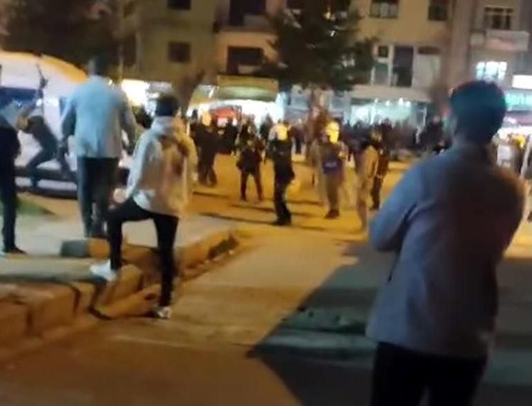 Güroymak’ta belediye el değiştirdi; protestolarda 5 polis hafif yaralandı, 14 gözaltı