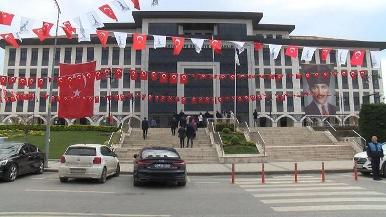 Sancaktepe Belediye binası önünde jakuzi açıklaması