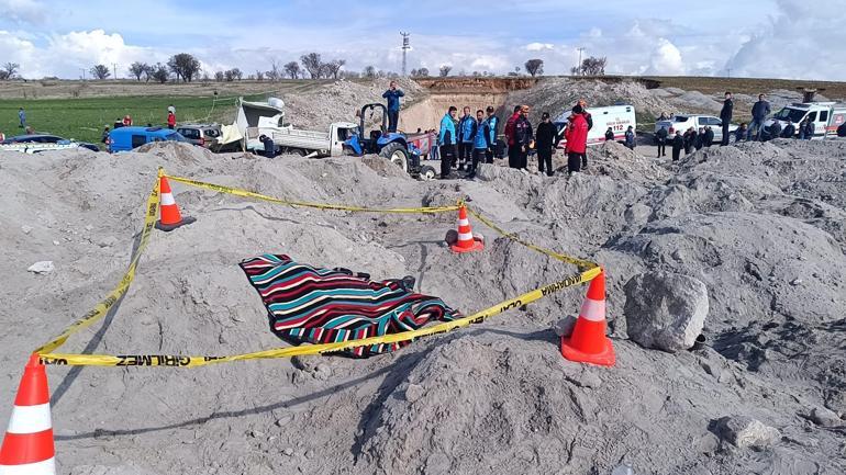 Patates deposu için kazı yapan işçiler göçük altında kaldı: 2 ölü, 4 yaralı