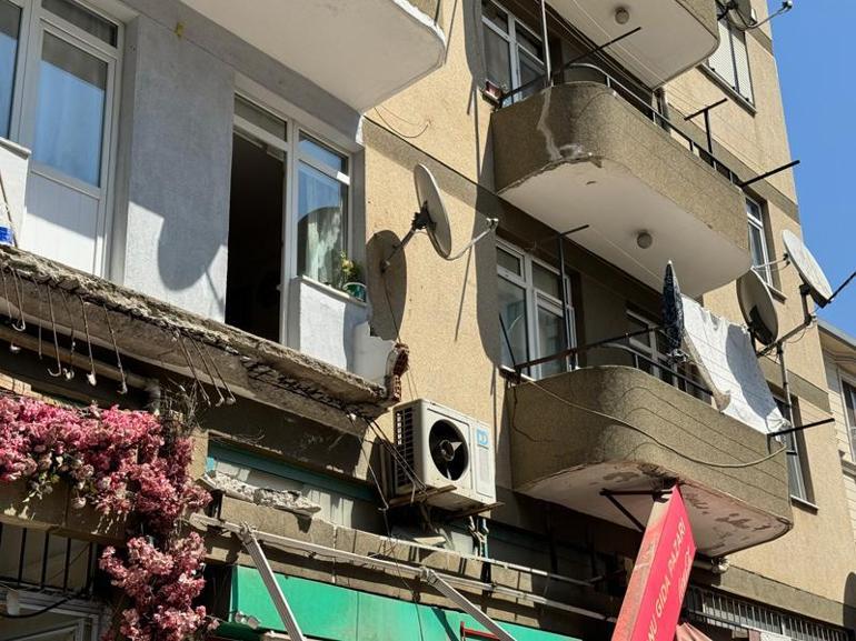 Kartalda balkon çöktü, 1 kadın yaralandı