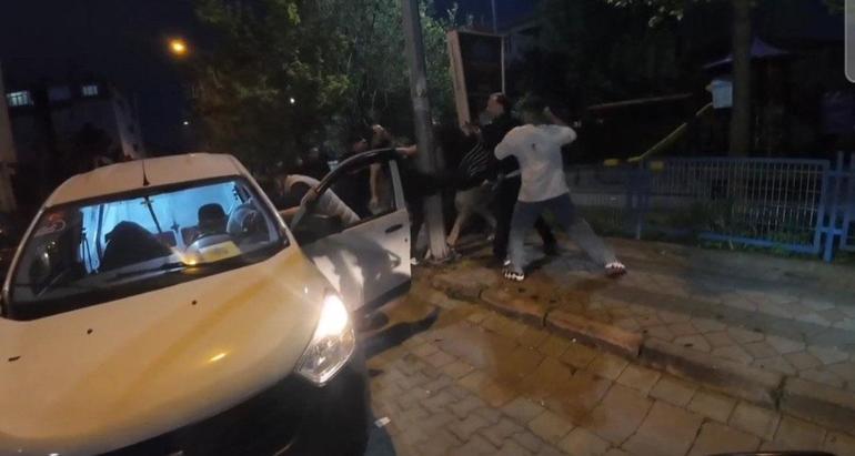 Sultangazide hasarlı kaza sonrası çıkan kavga kamerada