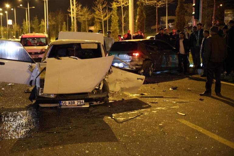 Nevşehirde zincirleme kaza: 2 yaralı