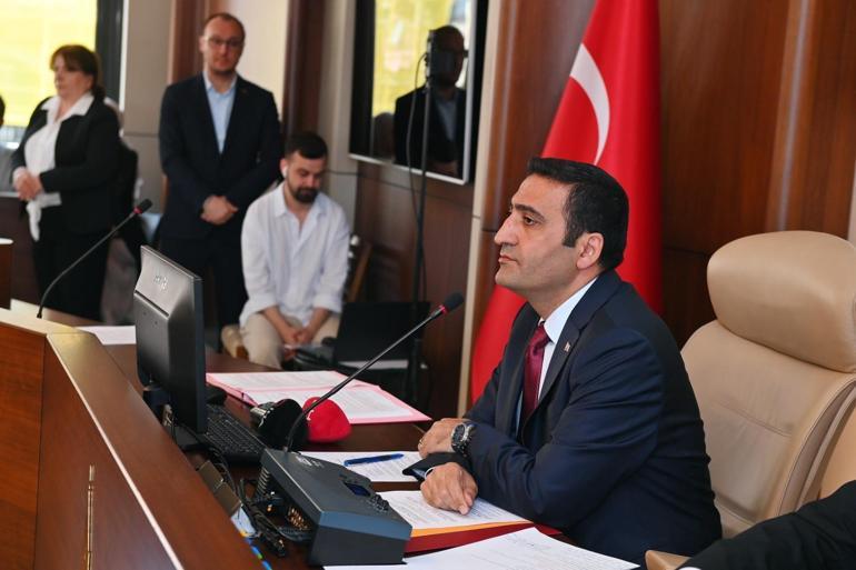 Beyoğlu Belediyesi’nde yeni dönemin ilk belediye meclis toplantısı yapıldı