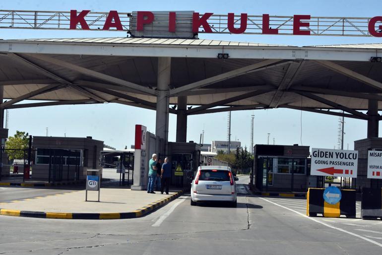 Edirnede, Ramazan Bayramında sınır kapılarında yolcu ve araç sayılarında artış