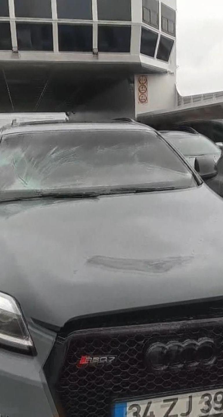 Yalova-Yenikapı arabalı vapurunda korku dolu anlar: 4 araç hasar gördü