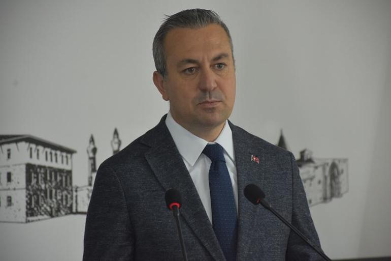 Sivasspor Başkanı Otyakmaz: TFF Başkanlığına aday değilim