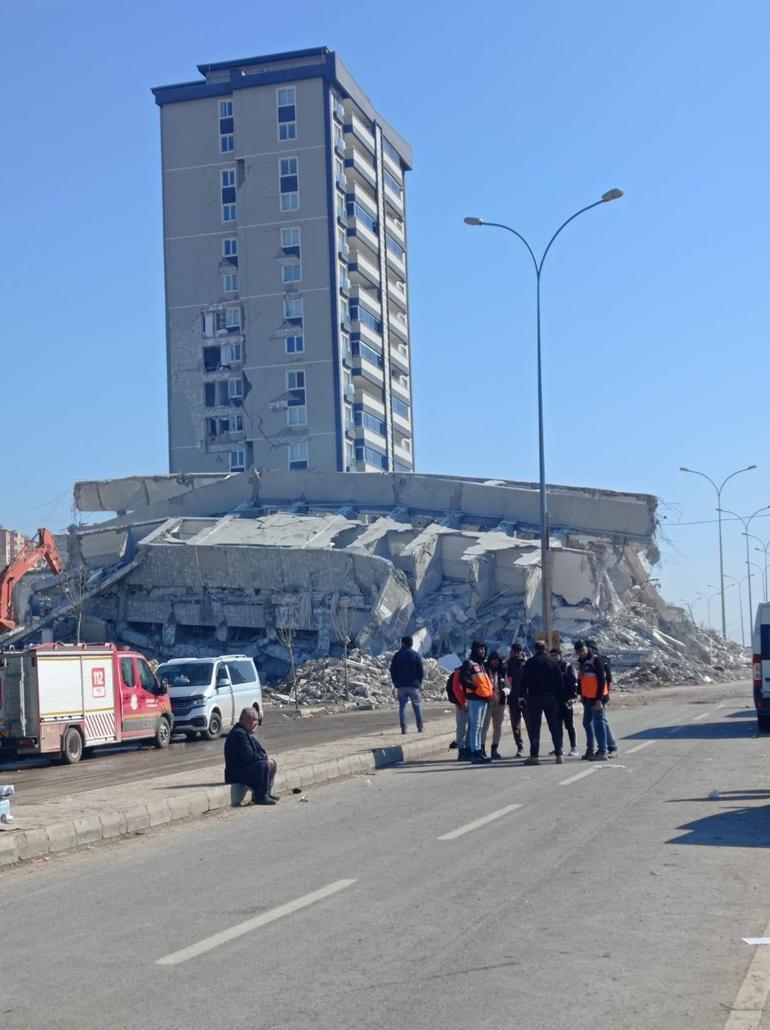 42 kişinin öldüğü binanın müteahhidi: Yönetmeliklerin çok çok üstünde bir deprem oldu