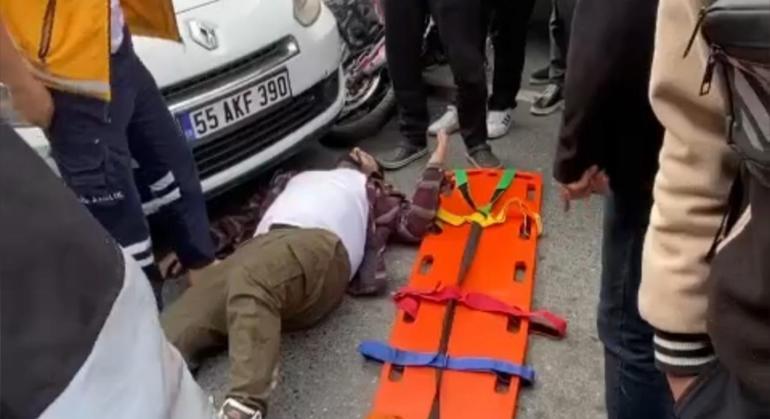 Sultangazide motosiklet sürücüsü otomobilin açılan kapısına çarptı
