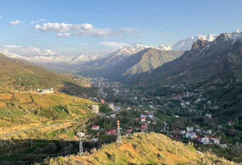 Deprem uzmanlarından Hakkaride inceleme: ‘Yüksekova-Şemdinli fayının 7lik deprem üretme potansiyeli var’