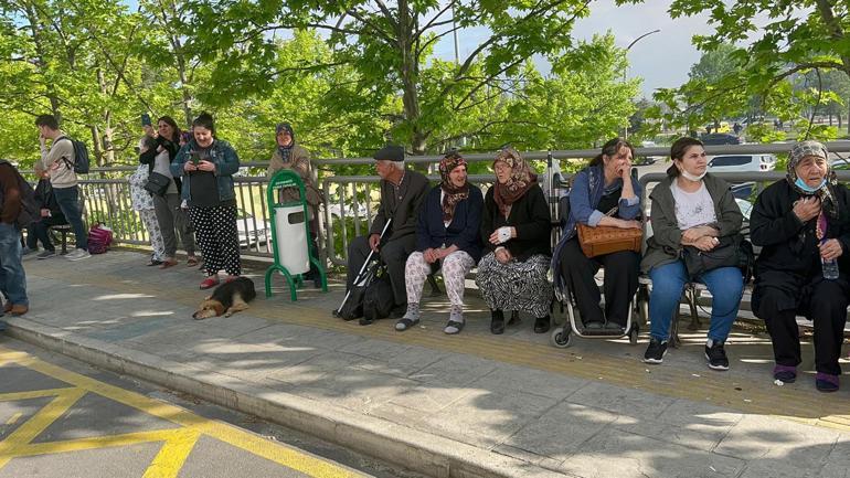 Trakya Üniversitesi Tıp Fakültesi Hastanesinin çatısında çıkan yangın kontrol altına alındı