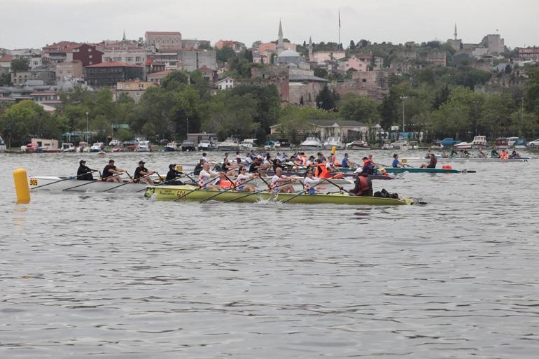 4üncü Uluslararası Haliç Kürek Yarışları’nda ilk gün geride kaldı