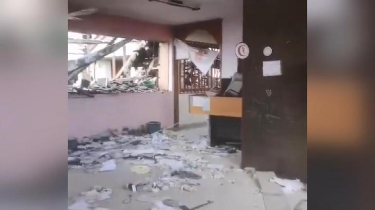 İsrail, Al-Amal Hastanesi ve çevresini hedef aldı