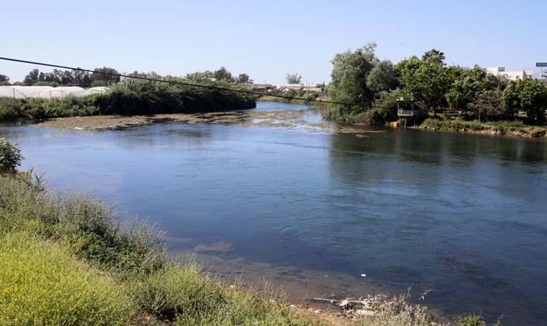 Antalyanın su kaynaklarına kaçak sondaj darbesi; yer altı su seviyesi 2 metre geriledi