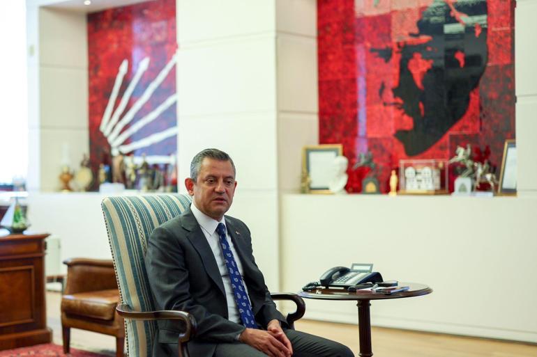 Özgür Özel, Sinan Ateşin eşi ile görüştü