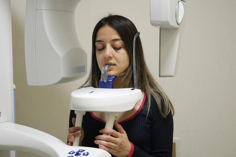 Türkiye'nin ilk yapay zeka' destekli diş muayenesi Eskişehir'de yapıldı