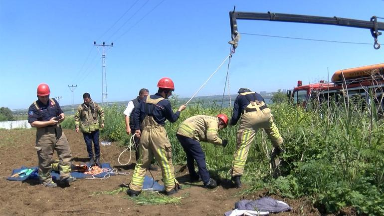 Büyükçekmecede kurbanlık dana açık bırakılan yağmur suyu drenaj kuyusuna düştü