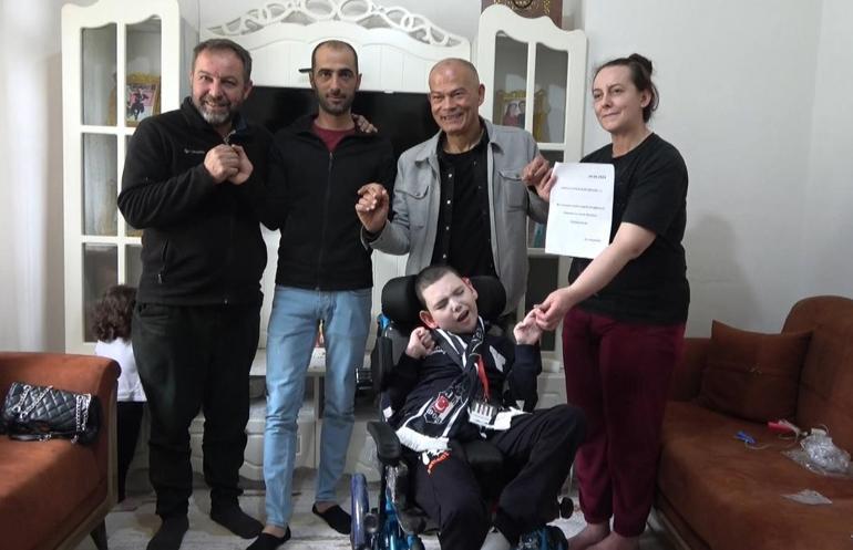 Serebral palsi hastası 9 yaşındaki İsmaile Almanya’dan tekerlekli sandalye geldi