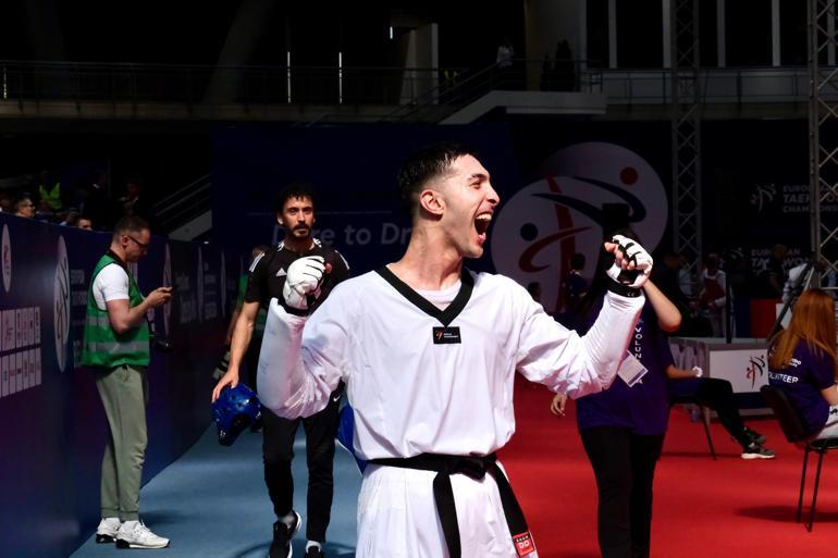 Milli taekwondocu Furkan Ubeyde Çamoğlu, Avrupa şampiyonu oldu