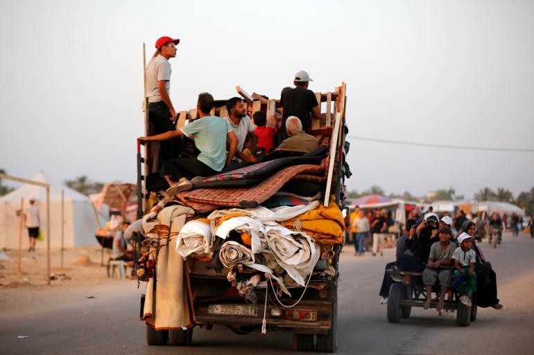 UNRWA: Refah’ta 110 bin kişi yerinden edildi