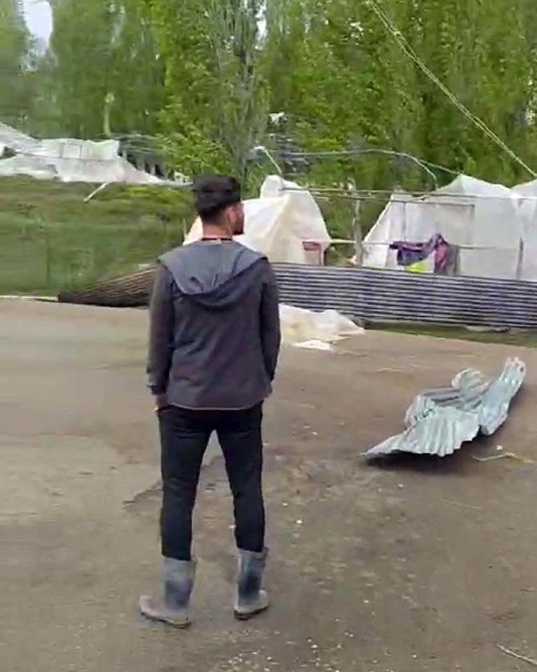 Erzurumda hortum; seralar zarar gördü, çatılar uçtu