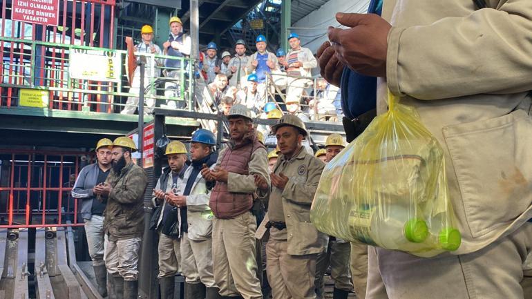 TTK çalışanları, Soma’da hayatını kaybeden madencileri andı