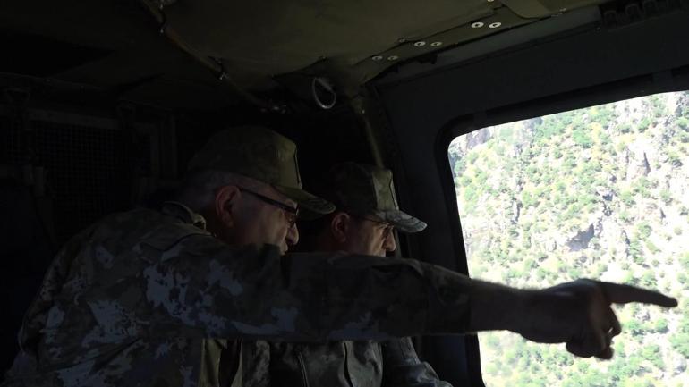 Orgeneral Bayraktaroğlu, hudut hattı ve üs bölgelerini ziyaret etti