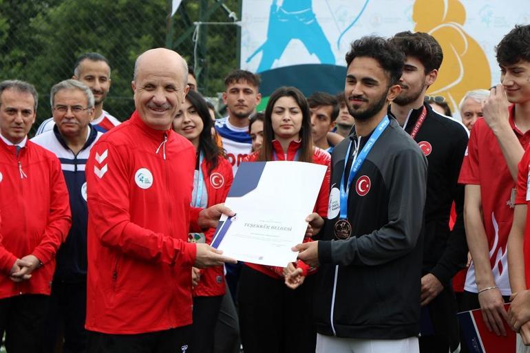 YÖK Başkanı Özvar, Spor Dostu Kampüs projesinin tanıtımını yaptı