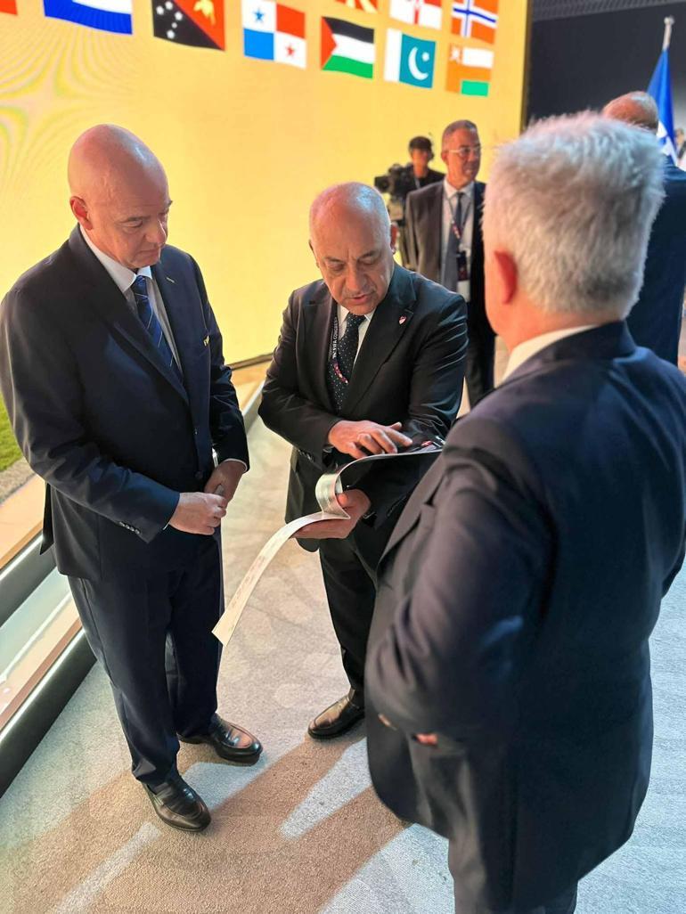 TFF Başkanı Büyükekşi, FIFA Başkanı Gianni Infantino ile bir araya geldi