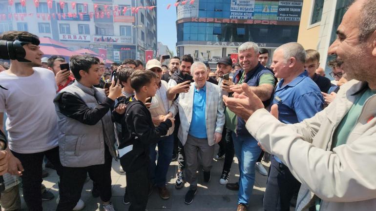Fenerbahçede başkan adayı Aziz Yıldırım, Yalova ve Bursada ziyaretlerde bulundu